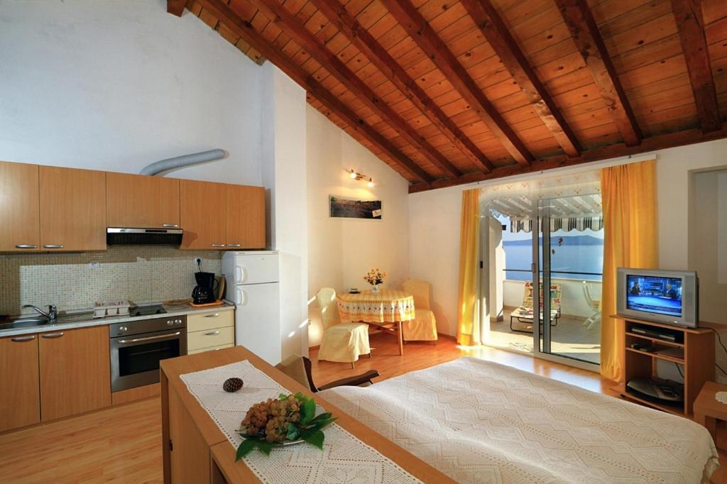 Studio Apartment In Pisak With Seaview, Terrace, Air Condition, Wifi Eksteriør billede